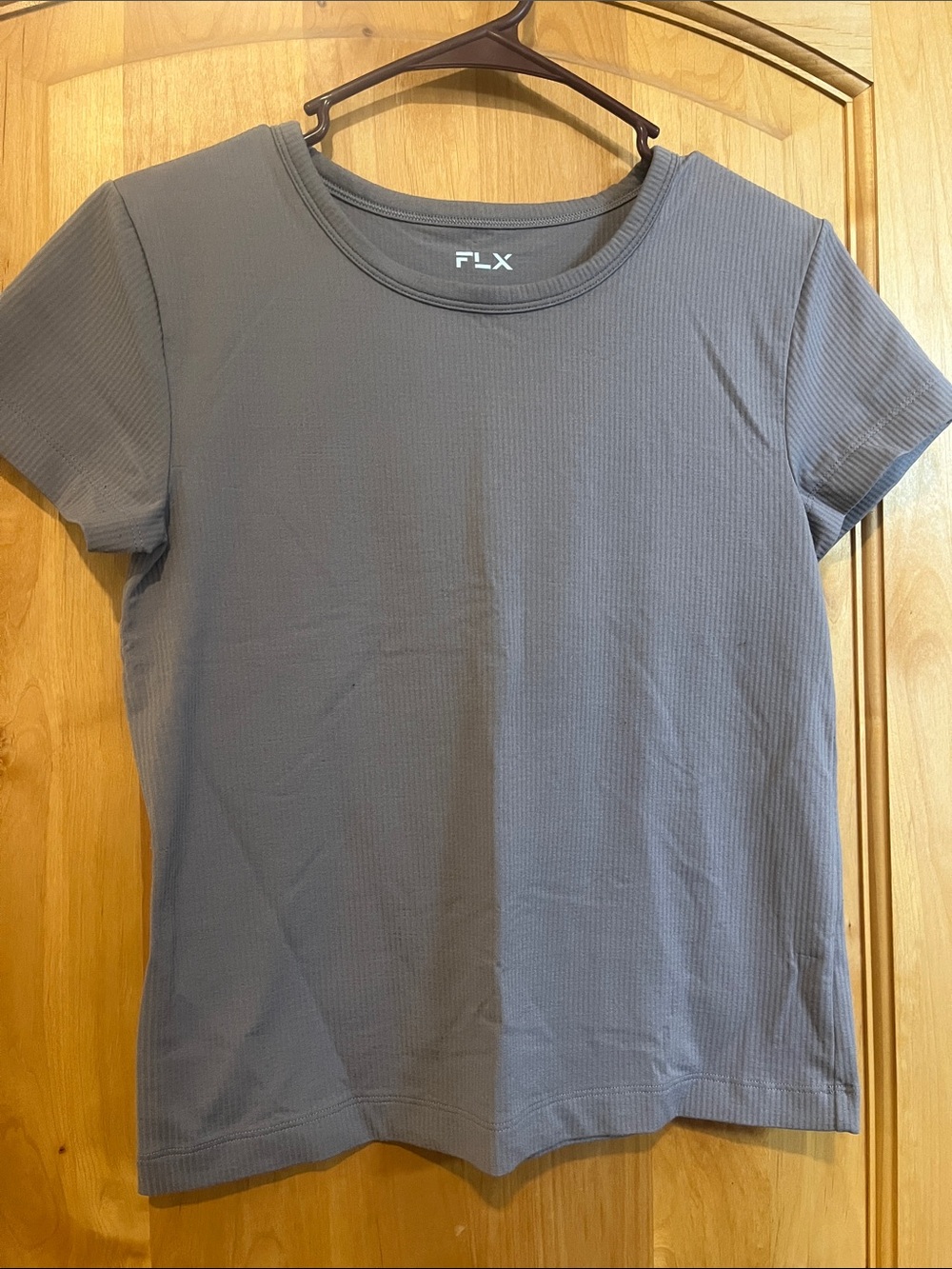 LOT (4) FLX Active Tops